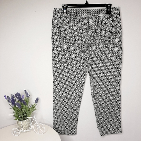 Donna Ricco ankle cropped pants size 8 - Picture 2 of 6